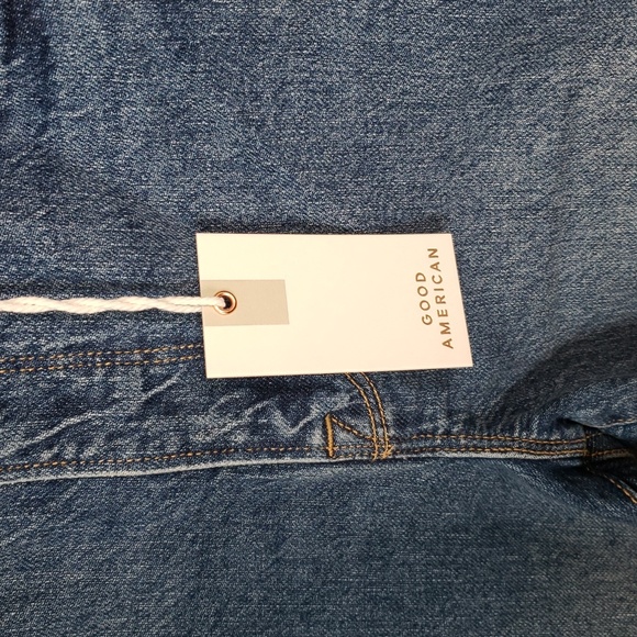 Good American Good Classic Raw Hem High Rise Jeans Blue940 - Picture 3 of 5